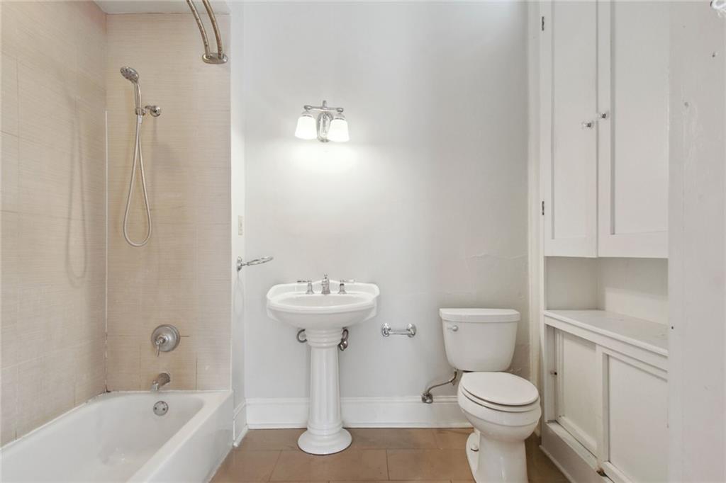 317 Royal Street, Unit 1 New Orleans, LA 70130 - Photo 4 of 10