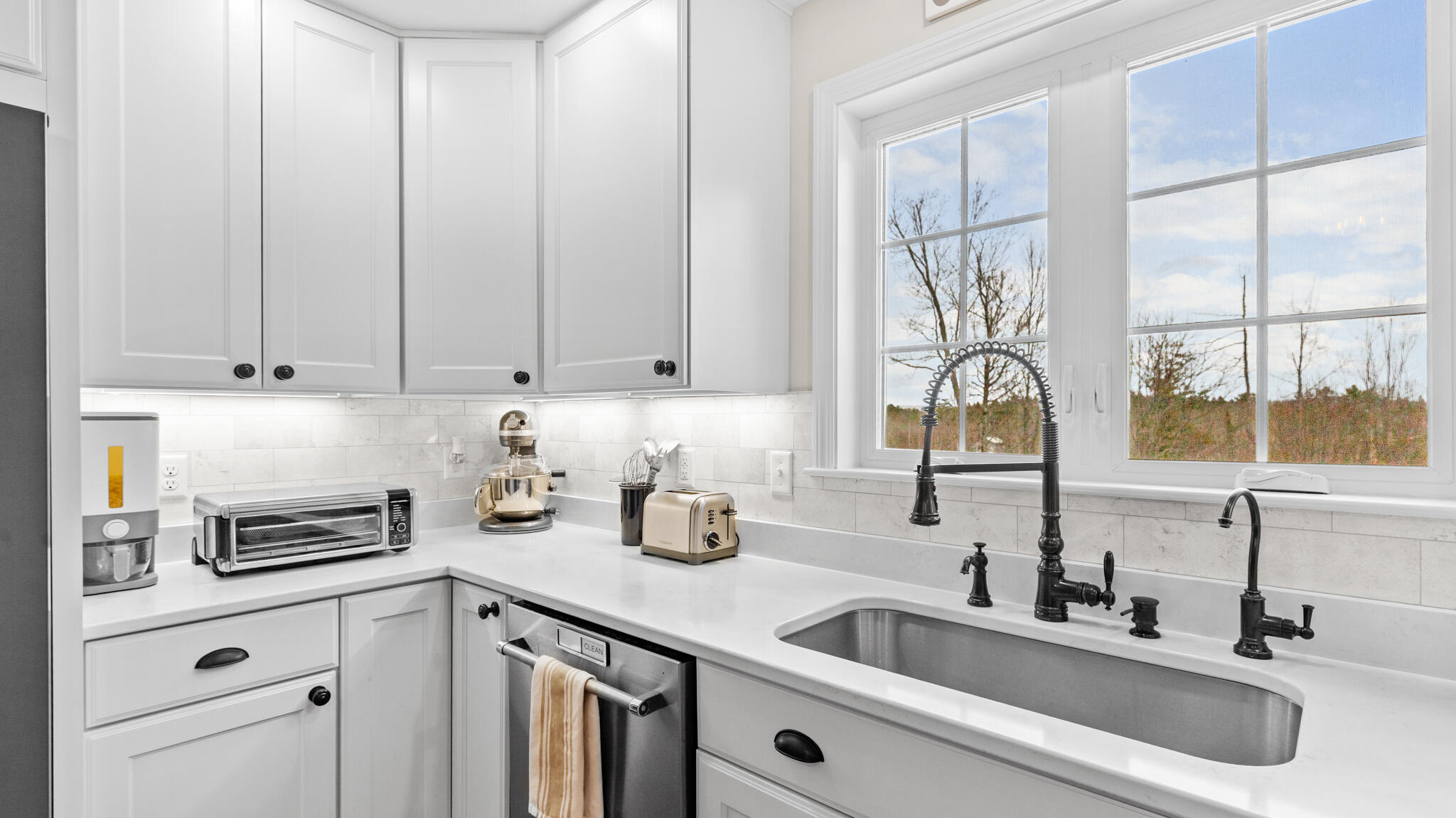 326 Dow Road Orrington, ME 04474 - Photo 15 of 76 Kitchen