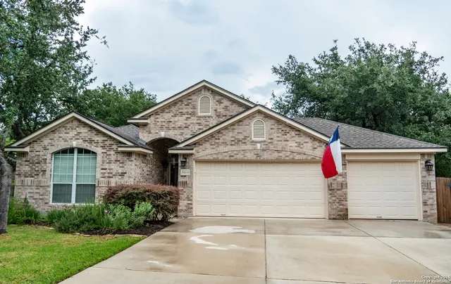 $2,600 | 26010 Indian Cliff, San Antonio, TX 78260