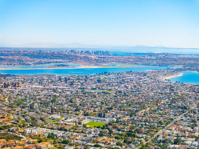 $6,550,000 | 1542 Copa De Oro Drive, La Jolla, CA 92037