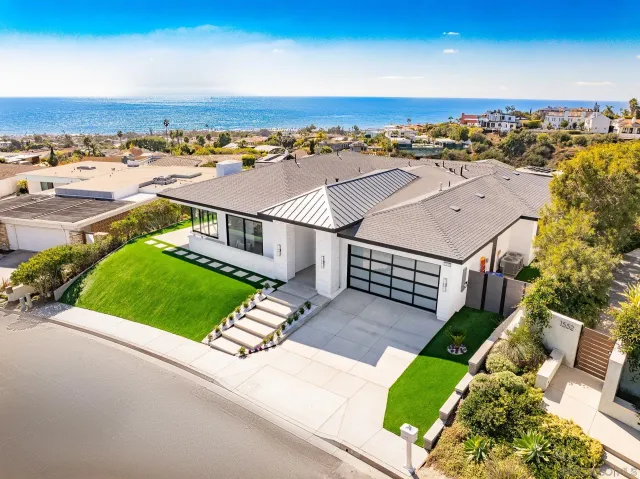 $6,550,000 | 1542 Copa De Oro Drive, La Jolla, CA 92037