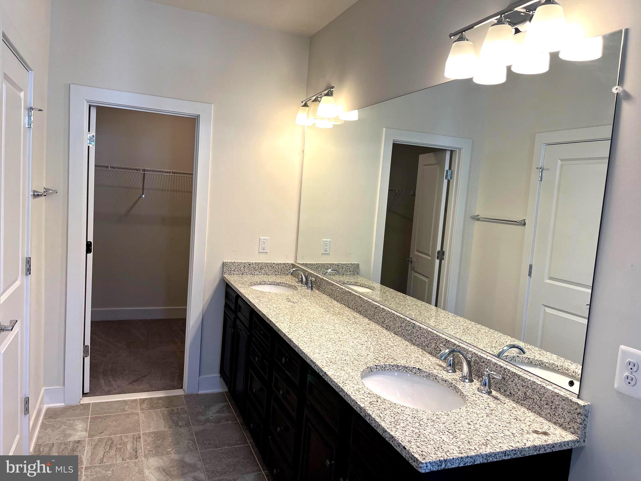 20360 Peacemaker Drive Germantown, MD 20874 - Photo 13 of 22 Master Bathroom