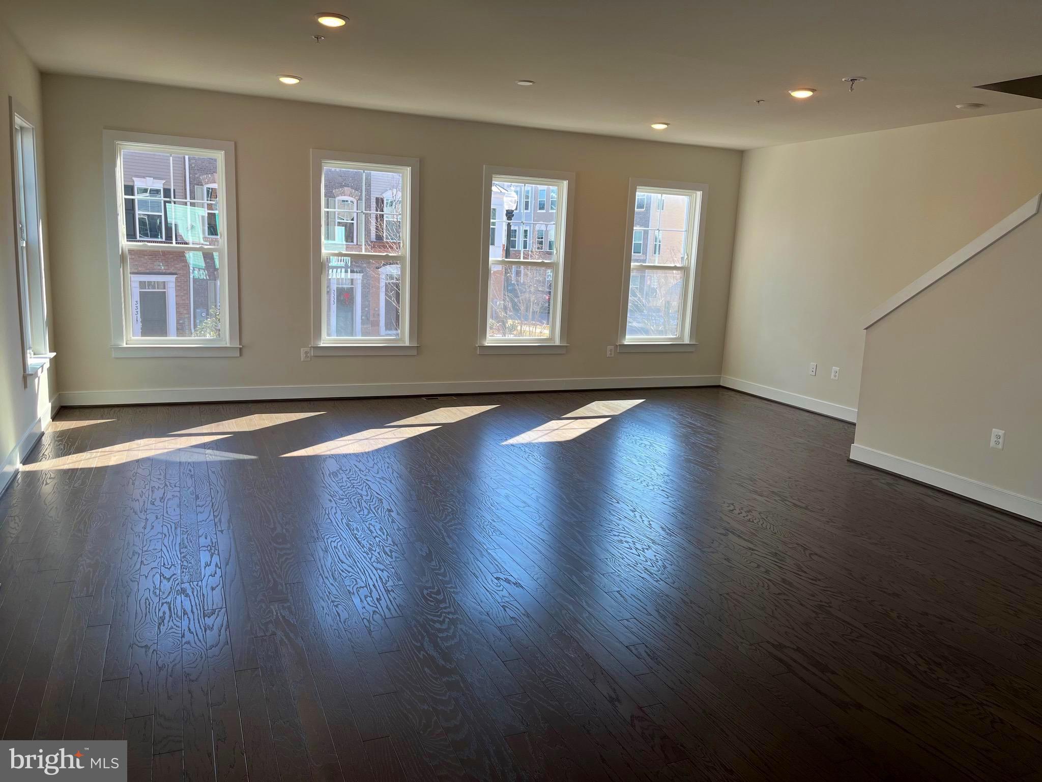 20360 Peacemaker Drive Germantown, MD 20874 - Photo 5 of 22 Main Level