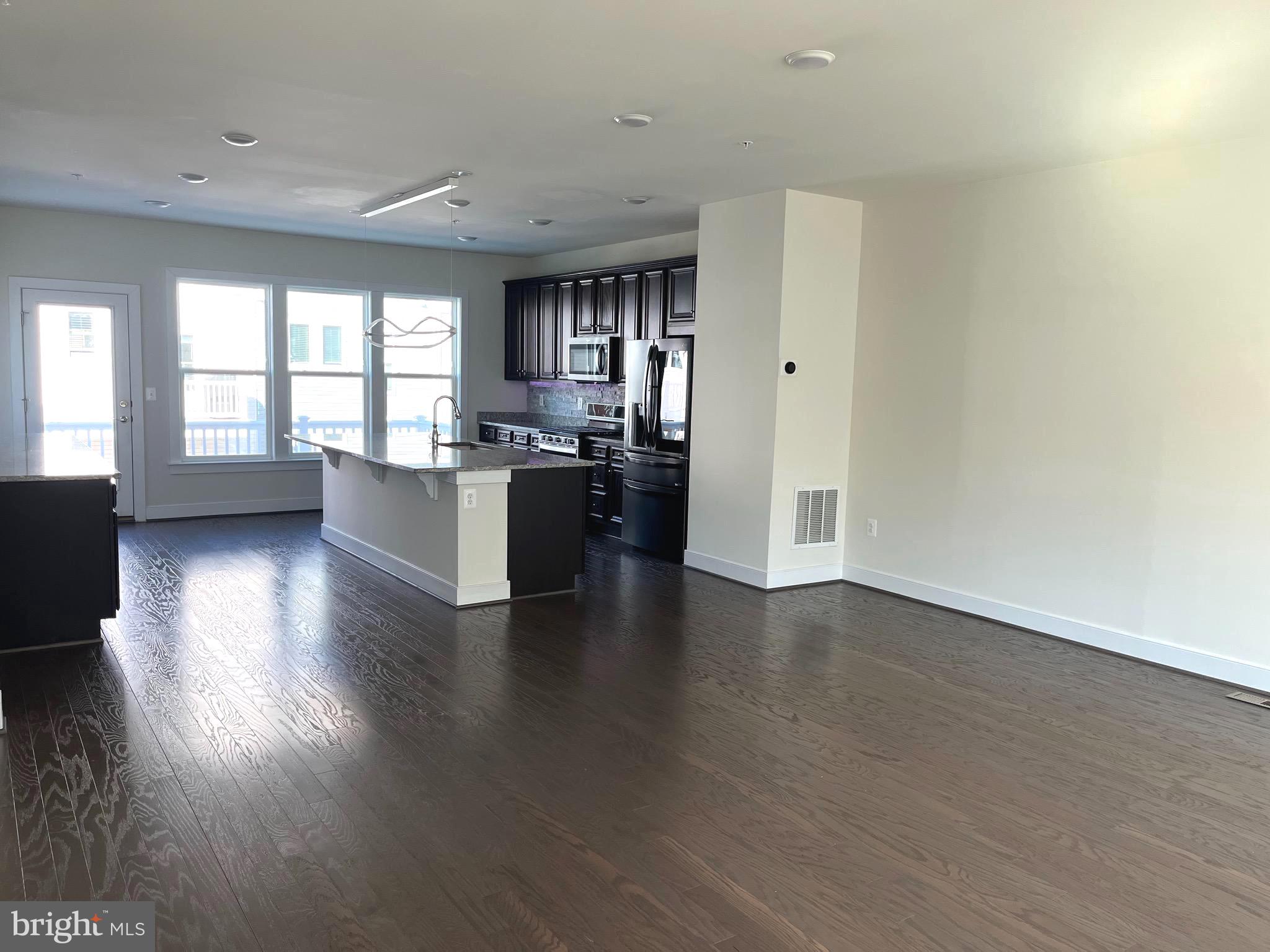 20360 Peacemaker Drive Germantown, MD 20874 - Photo 6 of 22