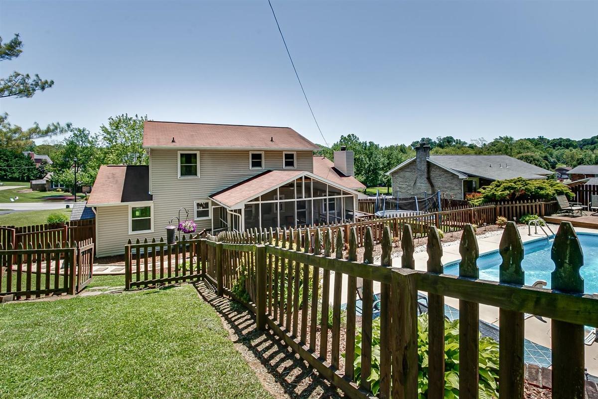225 Hidden Acres Road Kingsport, TN 37664 - Photo 6 of 50 44-Hidden Acres-44