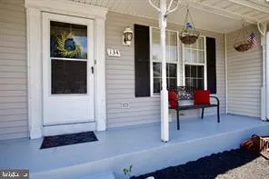$2,350 | 134 Oak Tree Lane, Warrenton, VA 20186