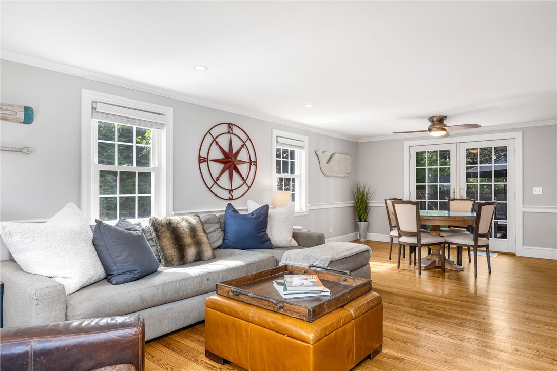 35 Anchorage Way Barrington, RI 02806 - Photo 11 of 44