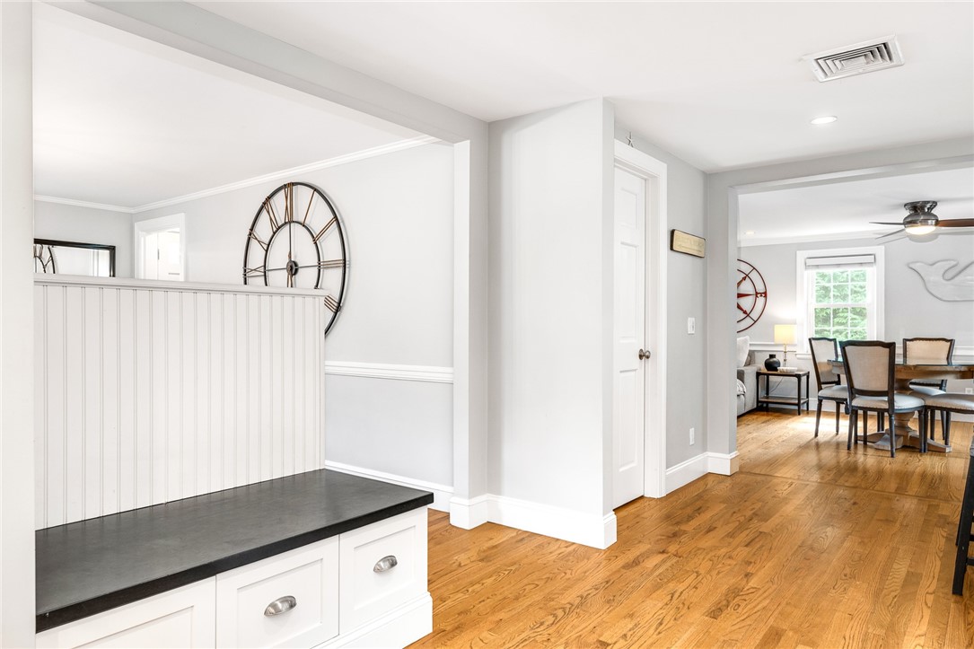 35 Anchorage Way Barrington, RI 02806 - Photo 21 of 44