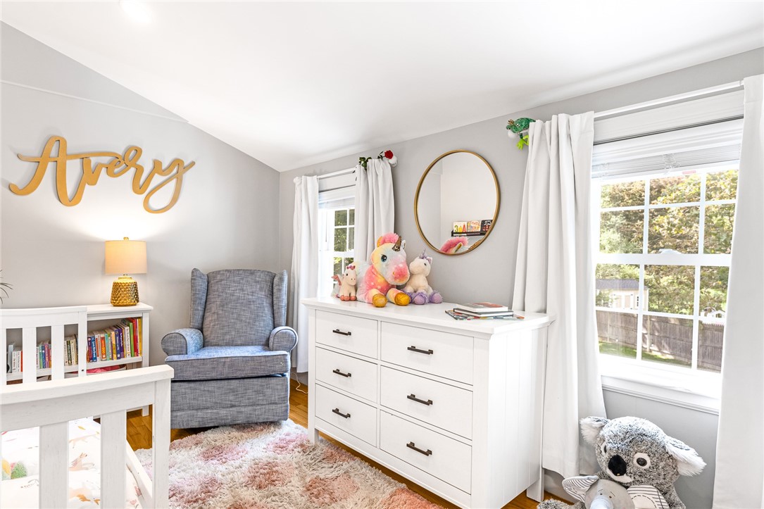 35 Anchorage Way Barrington, RI 02806 - Photo 27 of 44