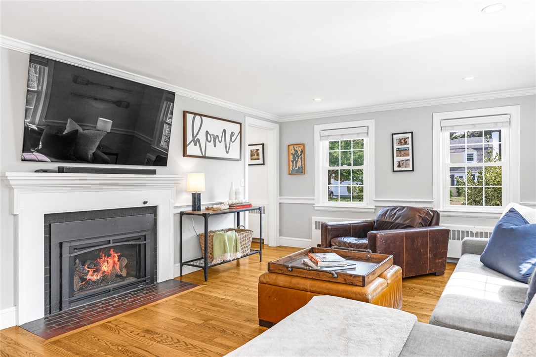 35 Anchorage Way Barrington, RI 02806 - Photo 10 of 44