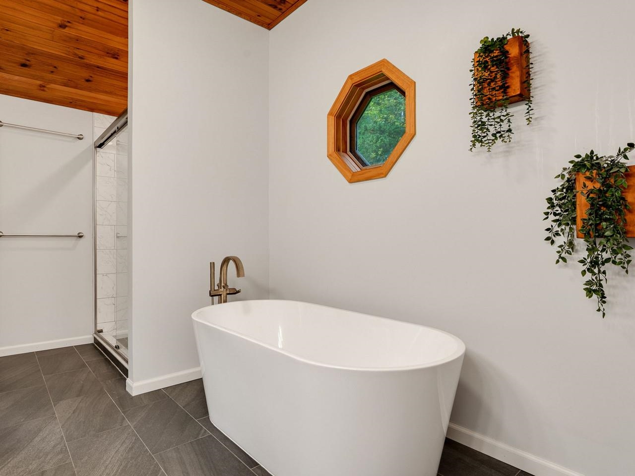 102 North Spruce Haven Road Waterbury, VT 05677 - Photo 25 of 58 Gallery Image 25