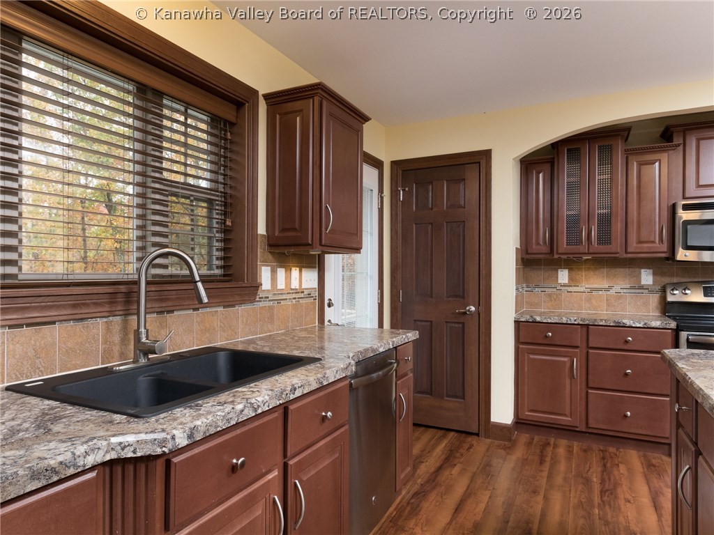 302 Oak Ridge Road Buffalo, WV 25033 - Photo 10 of 30 Gallery Image 10