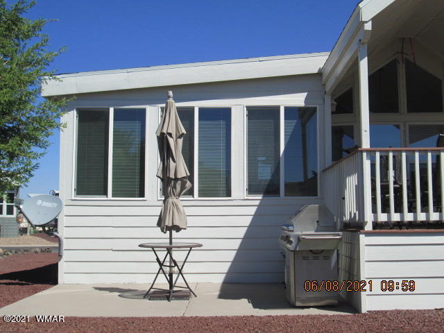 1819 Juniper Ridge Drive Show Low, AZ 85901 - Photo 3 of 23