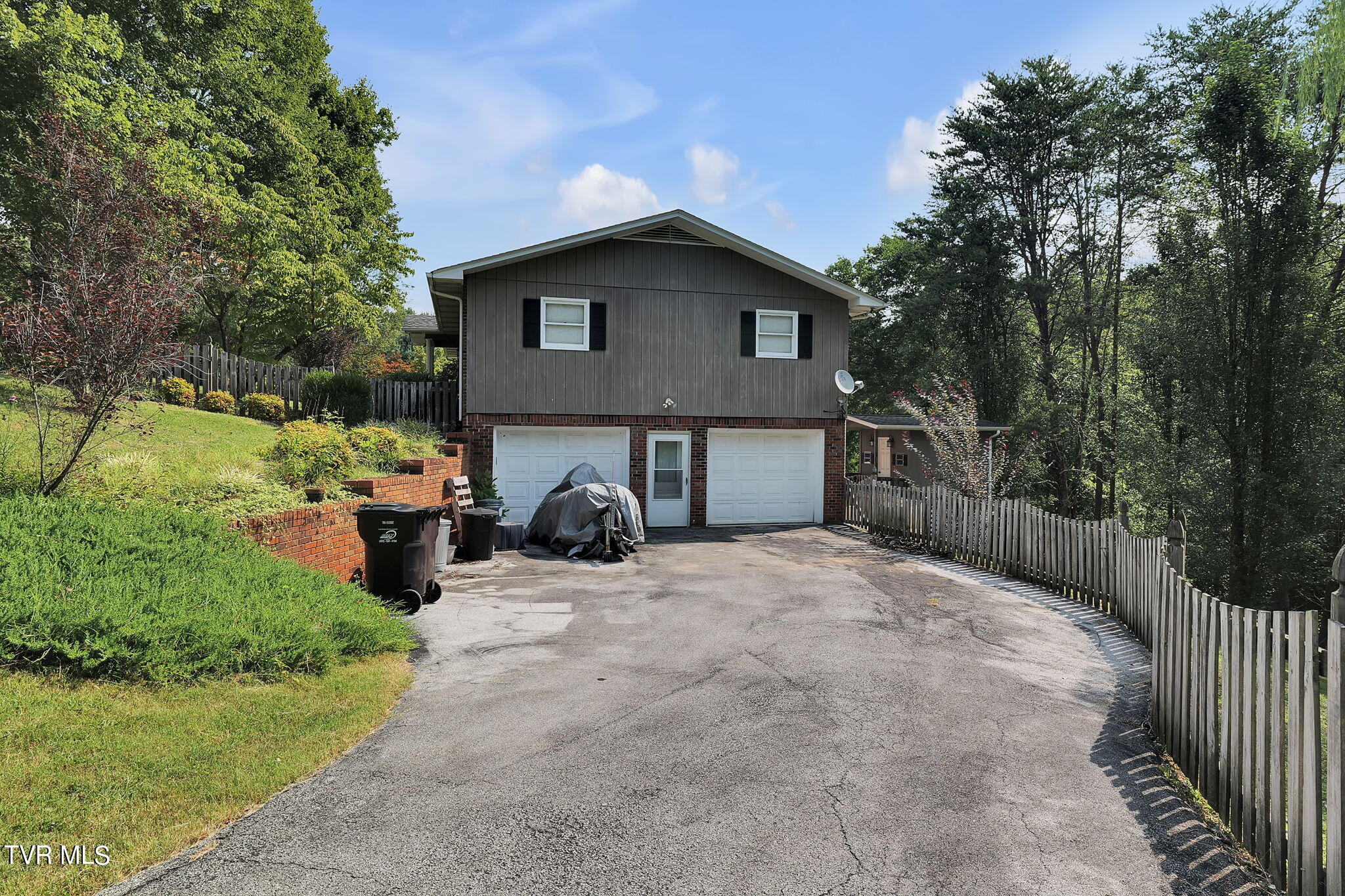 3-web-or-mls-242-huckleberry-rd