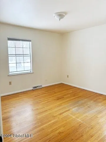 $2,595 | 12 Evergreen Avenue, Clifton Park, NY 12065