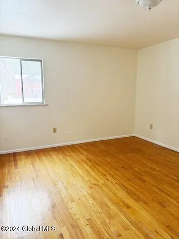 $2,595 | 12 Evergreen Avenue, Clifton Park, NY 12065