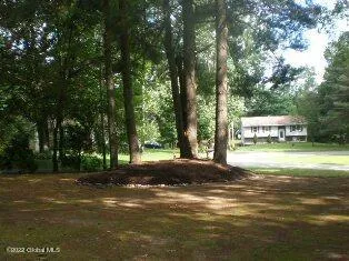 $2,595 | 12 Evergreen Avenue, Clifton Park, NY 12065