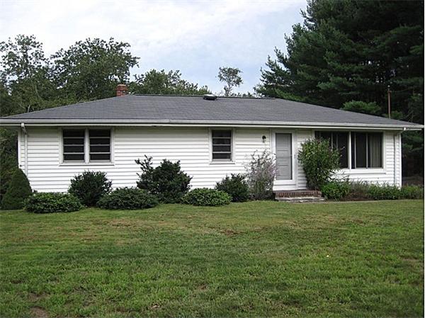 172 Old County Road Westport, MA 02790 - Photo 1 of 19 Gallery Image 1