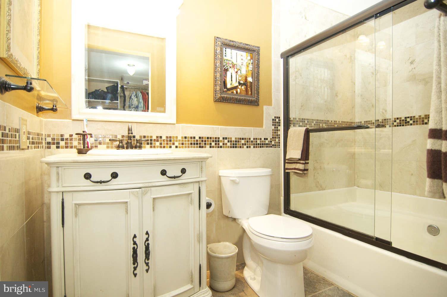 934 Pointer Ridge Drive Gaithersburg, MD 20878 - Photo 17 of 30 Redone bath, new wall and flr tile,new big tub,