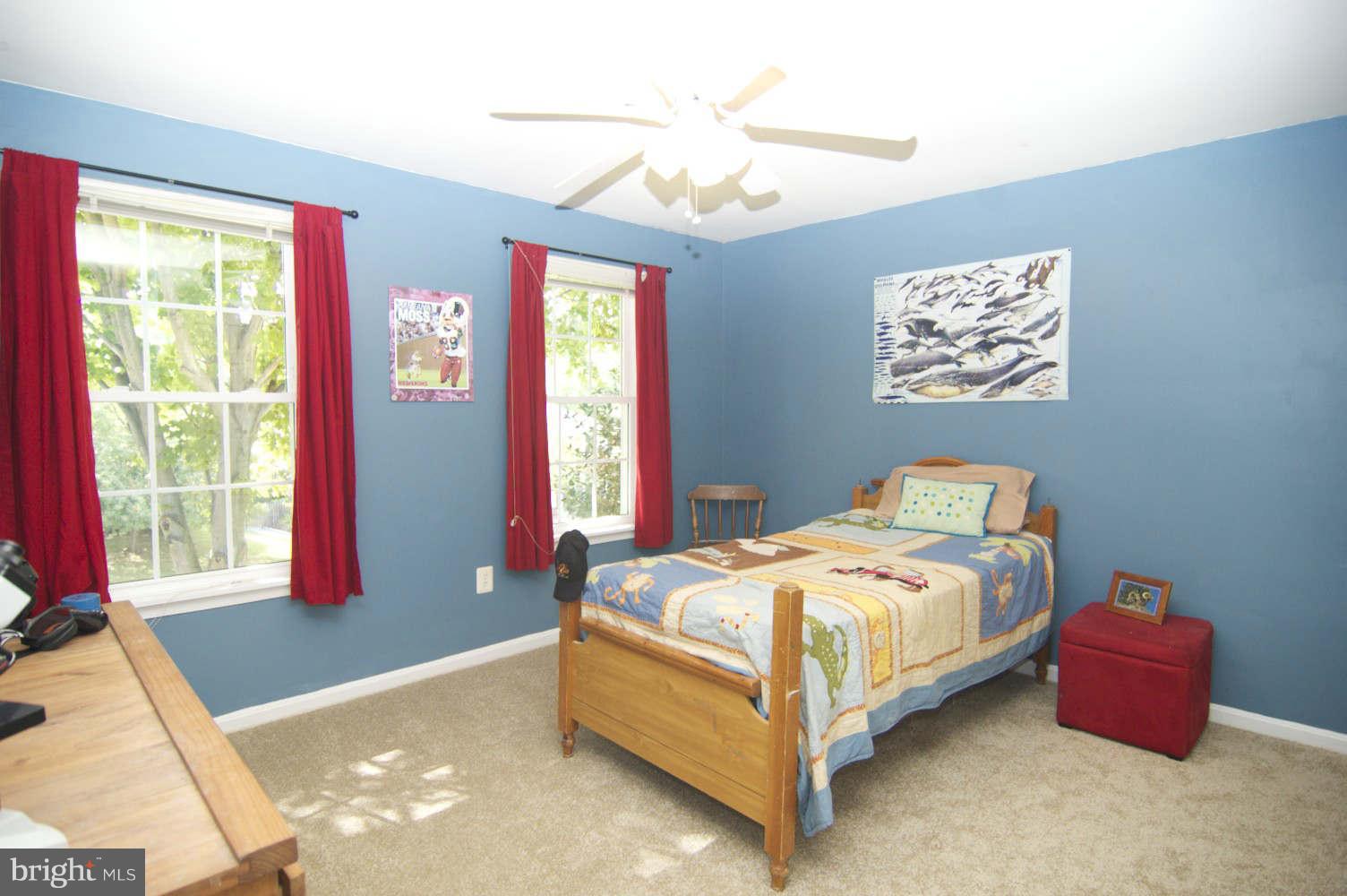 934 Pointer Ridge Drive Gaithersburg, MD 20878 - Photo 21 of 30 all bedrms have double windows...