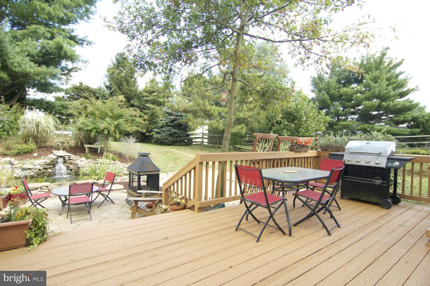 934 Pointer Ridge Drive Gaithersburg, MD 20878 - Photo 25 of 30 Deck & patio off Kitchen...everything stays