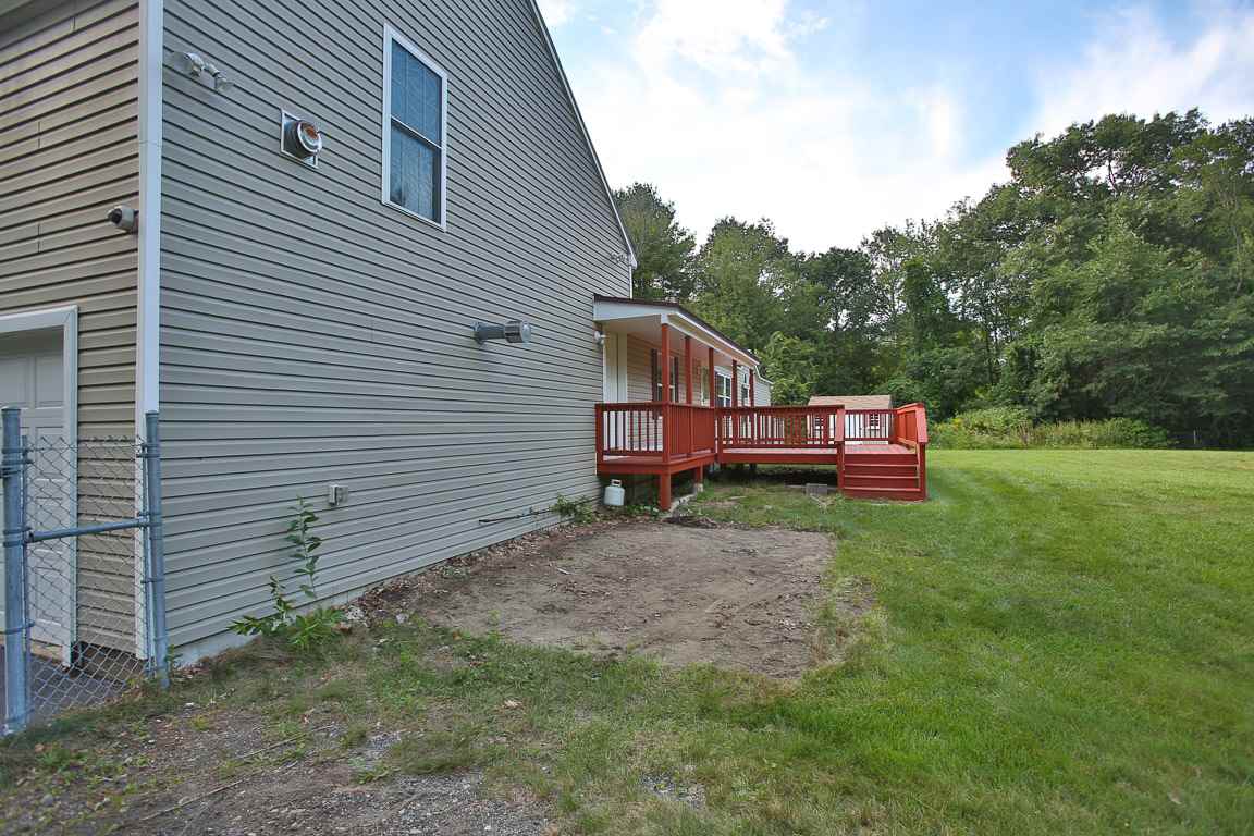 12 A Stokes Road Londonderry, NH 03053 - Photo 3 of 32