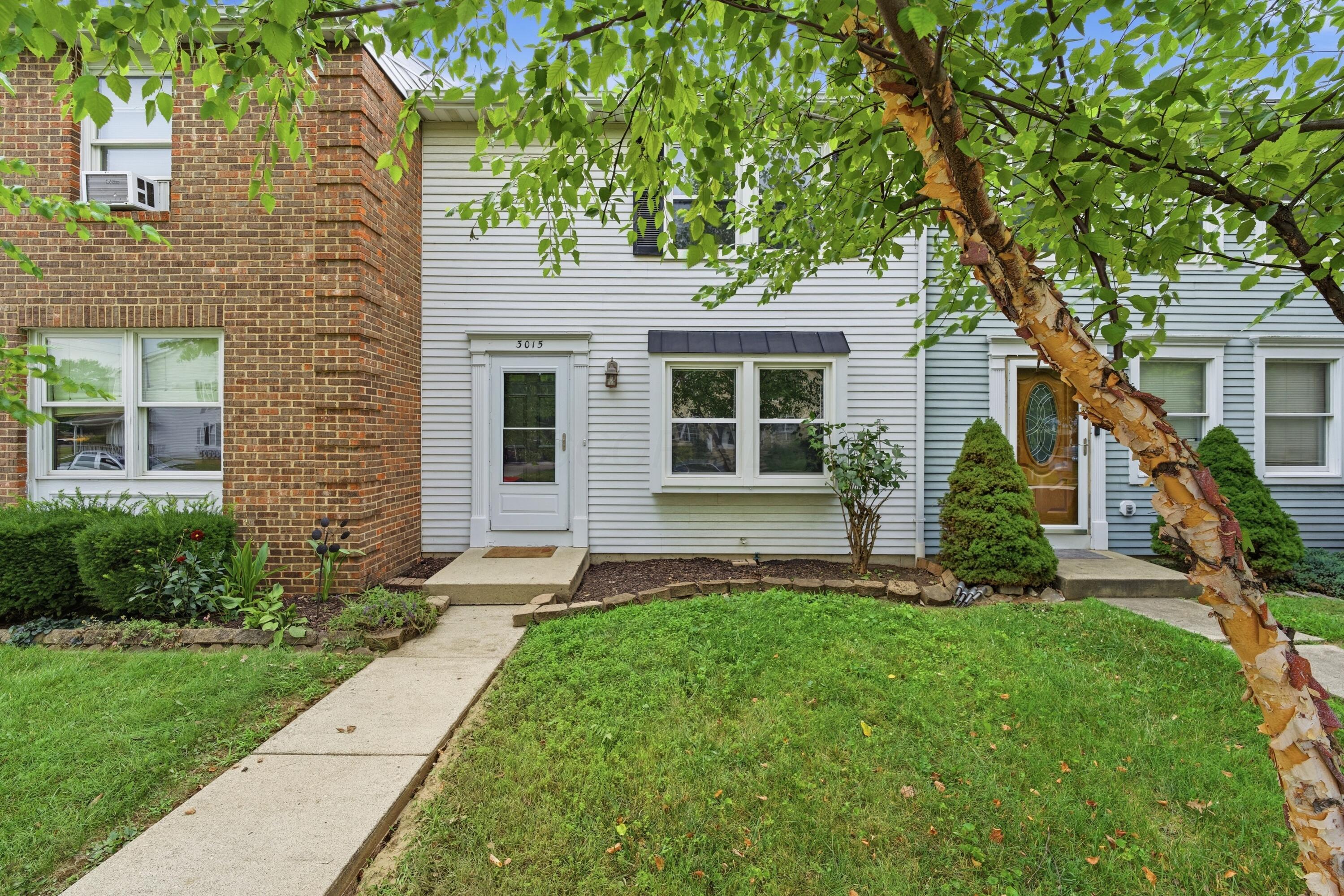 3015 Colony Lane Springfield, OH 45503 - Photo 1 of 29 Front of House2