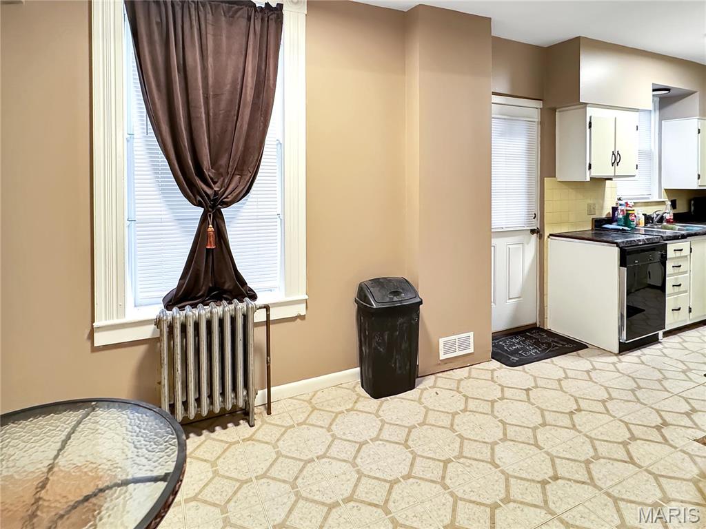 405 Cedar Street Washington, MO 63090 - Photo 23 of 54