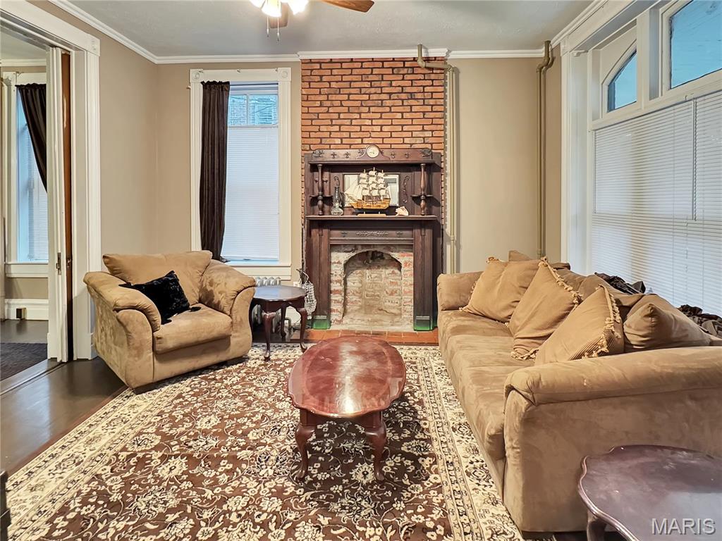 405 Cedar Street Washington, MO 63090 - Photo 4 of 54