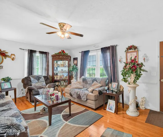 $240,000 | 3665 Midway Drive, Whiteville, NC 28472