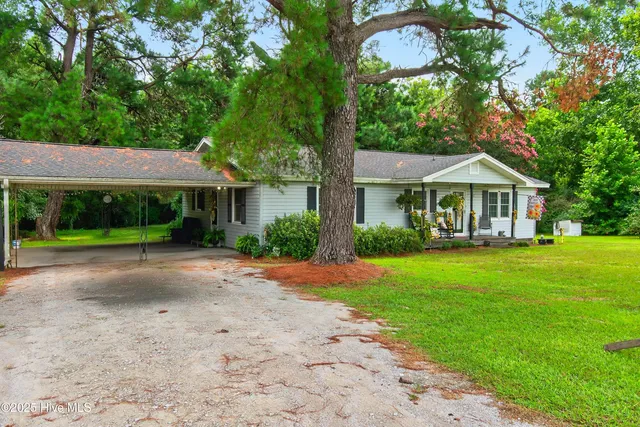 $240,000 | 3665 Midway Drive, Whiteville, NC 28472