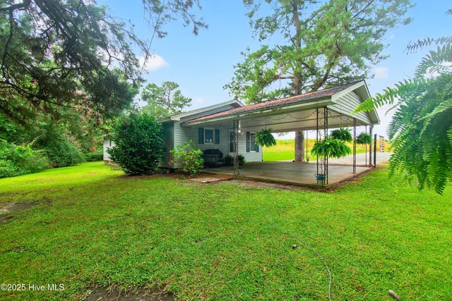 $240,000 | 3665 Midway Drive, Whiteville, NC 28472