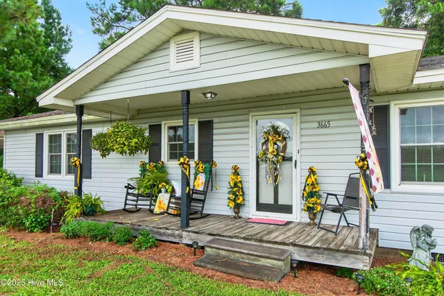 $240,000 | 3665 Midway Drive, Whiteville, NC 28472