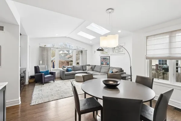 $1,439,000 | 729 Lincoln Street, Evanston, IL 60201