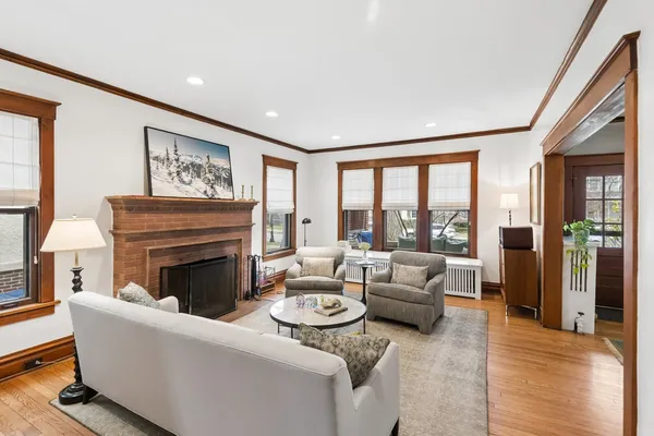 $1,439,000 | 729 Lincoln Street, Evanston, IL 60201