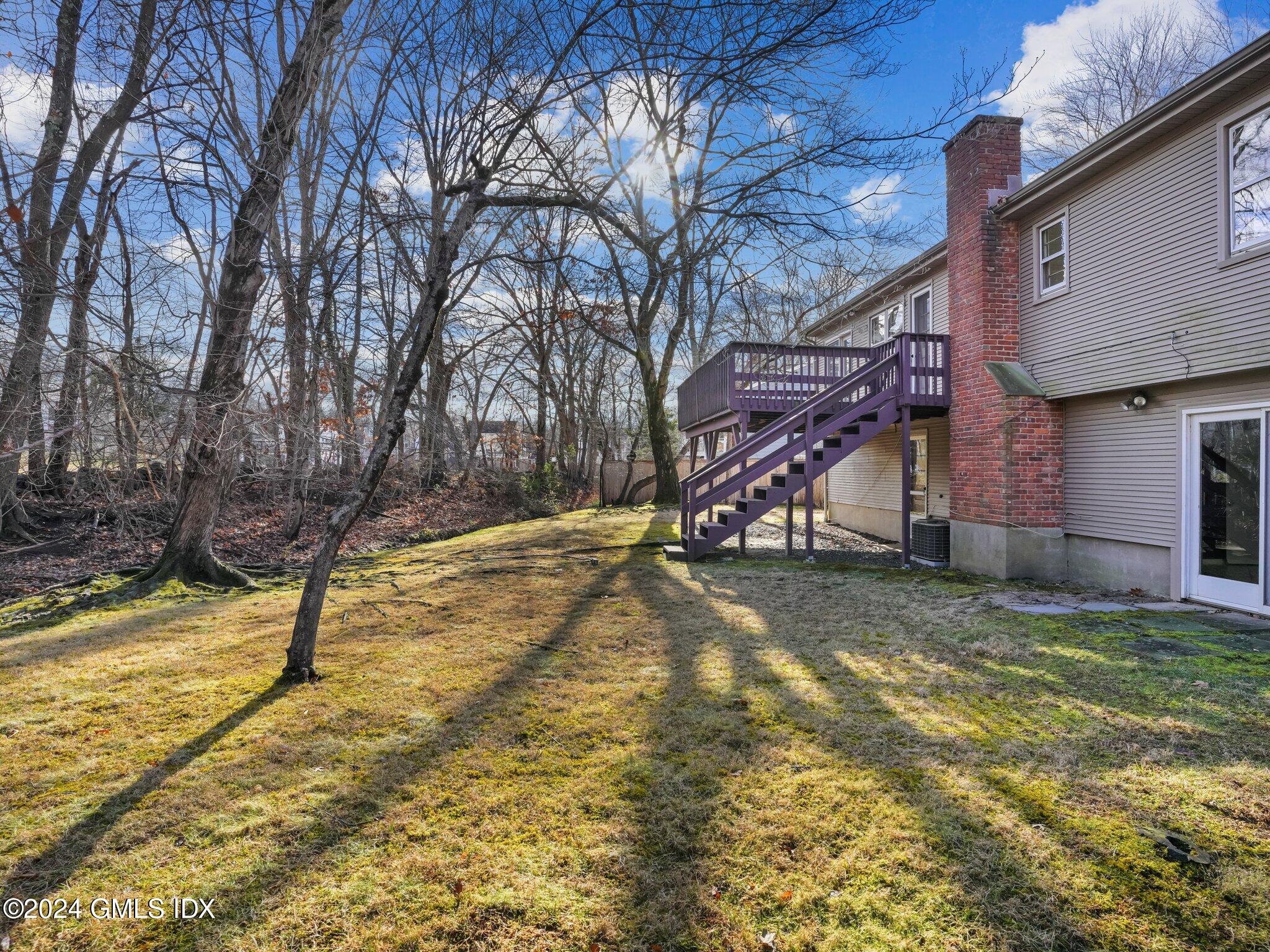 59 Lancer Road Riverside, CT 06878 - Photo 11 of 13 Backyard
