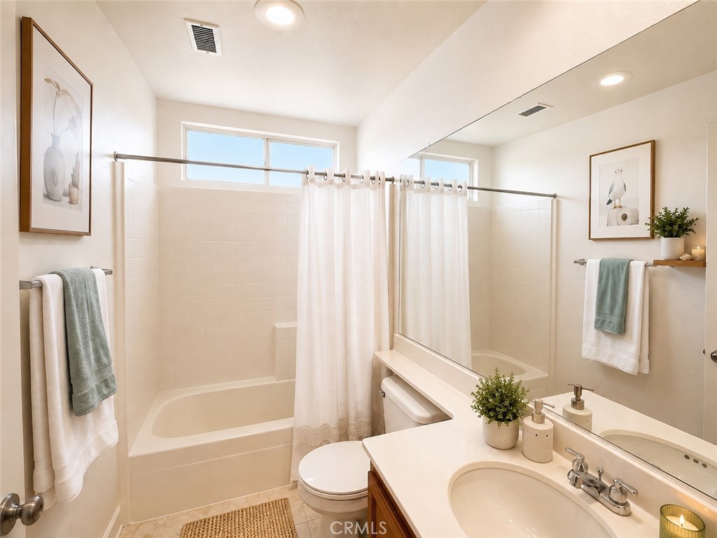 292 Edgemire Lane Simi Valley, CA 93065 - Photo 28 of 45
