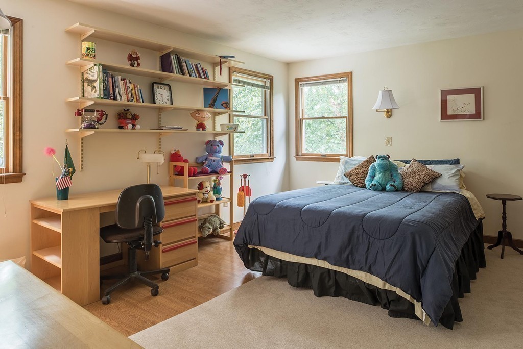 478 Clinton Road Brookline, MA 02467 - Photo 11 of 22