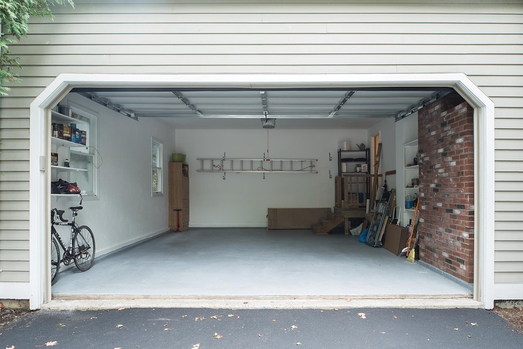 478 Clinton Road Brookline, MA 02467 - Photo 18 of 22