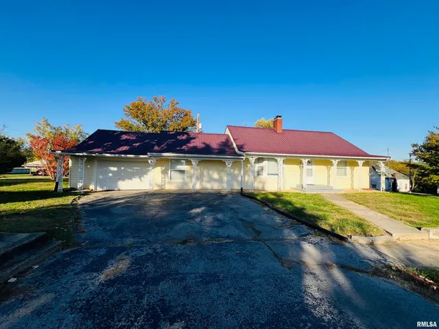 $110,000 | 321 North Calhoun Street, Equality, IL 62934