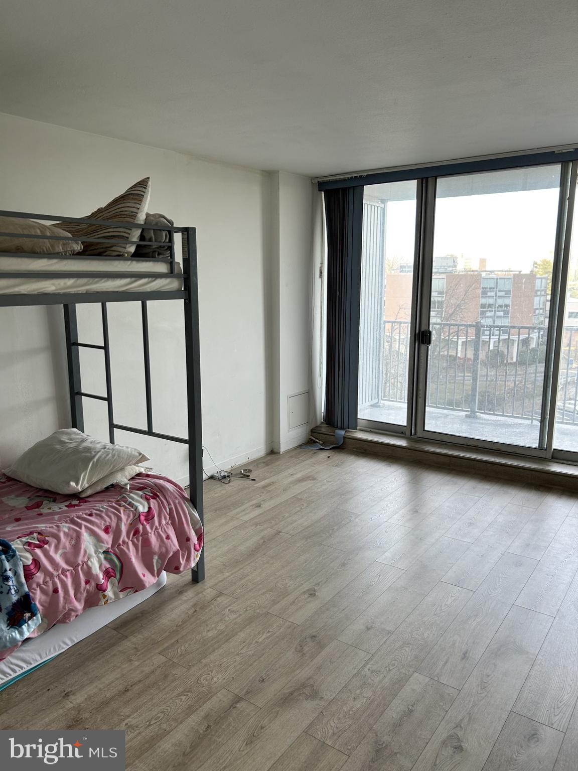 3900 West Ford Road, Unit 6B Philadelphia, PA 19131 - Photo 7 of 13 Bedroom