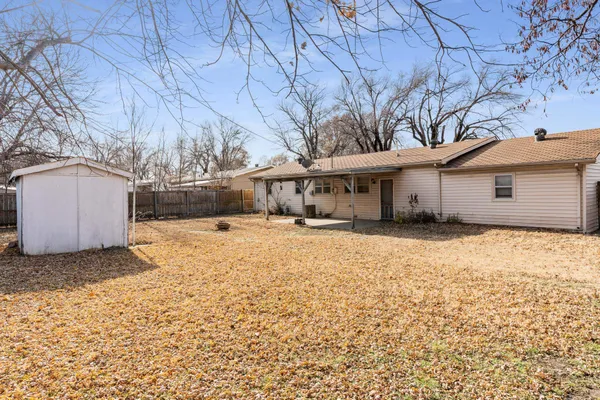 $289,999 | 1460 North Buckner Street, Derby, KS 67037