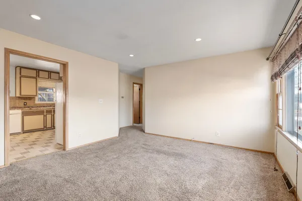 $289,999 | 1460 North Buckner Street, Derby, KS 67037