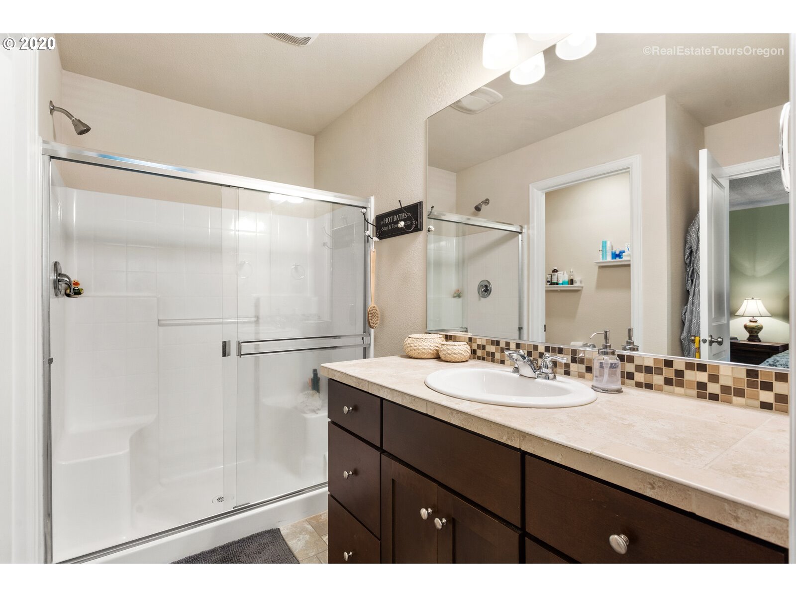 12226 Southwest Versailles Road King City, OR 97224 - Photo 22 of 32 Gallery Image 22