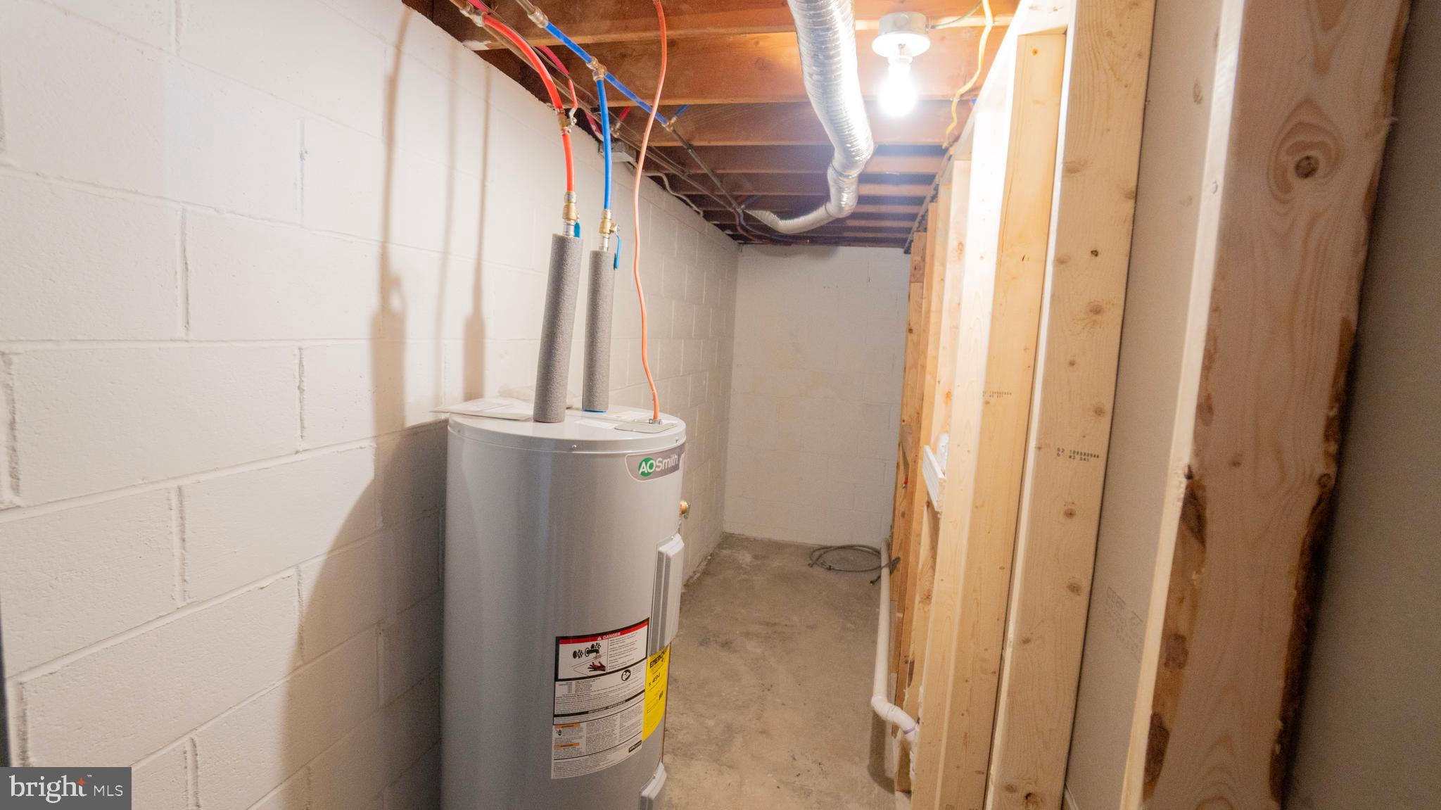 3420 Belair Road Harrisburg, PA 17109 - Photo 28 of 34 a close view of water heater room