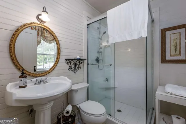 $1,199,000 | 205 Carolina Street, Dillard, GA 30537