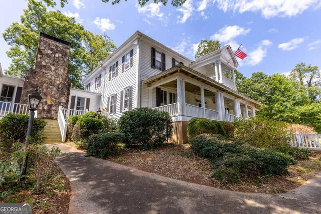 $1,199,000 | 205 Carolina Street, Dillard, GA 30537