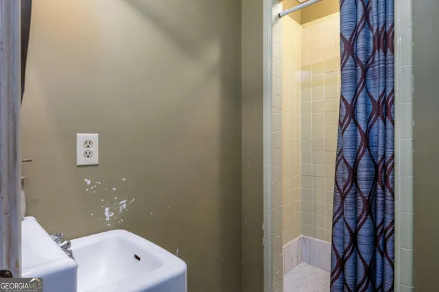 $1,199,000 | 205 Carolina Street, Dillard, GA 30537