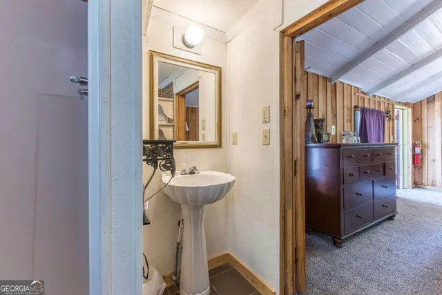 $1,199,000 | 205 Carolina Street, Dillard, GA 30537