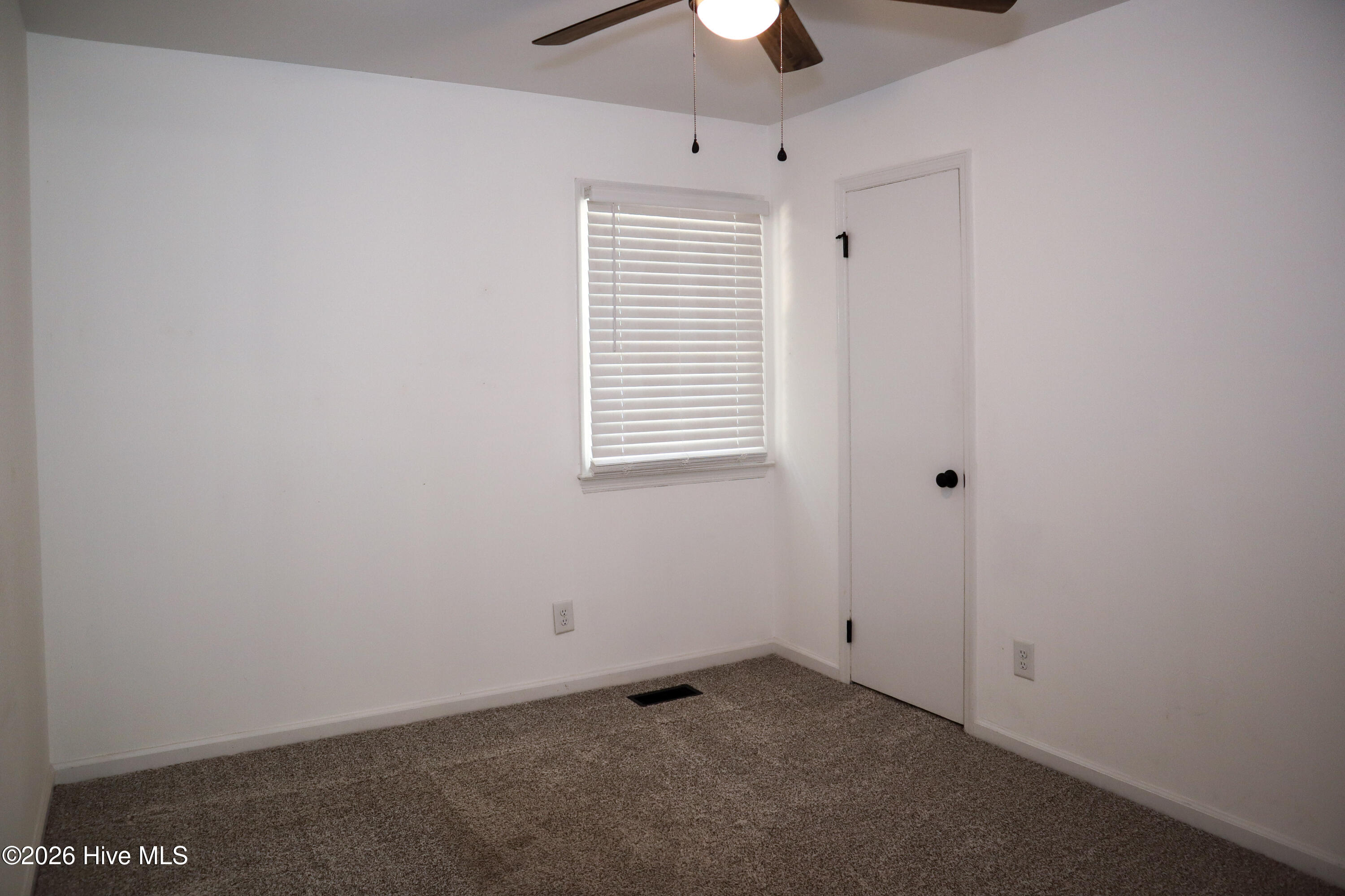 8359 Inscoe Road Castalia, NC 27816 - Photo 11 of 26